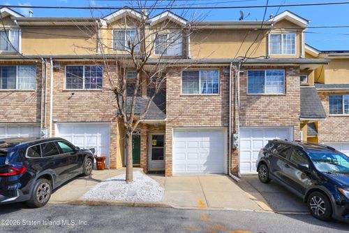 33 Savo Lane, Staten Island, NY, 10305 | Card Image