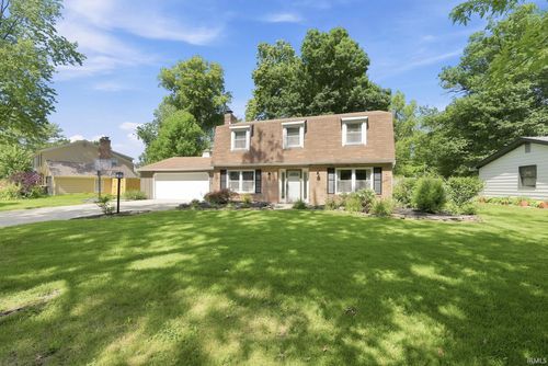 2018 Forest Valley Dr, Fort Wayne, IN, 46815-7810 | Card Image