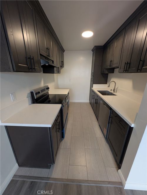 106-336 N Berendo St, Los Angeles, CA, 90004 | Card Image