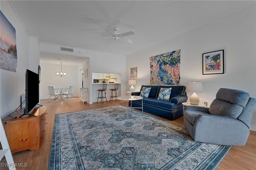 2-205-201 Arbor Lake Dr, NAPLES, FL, 34110-7643 | Card Image