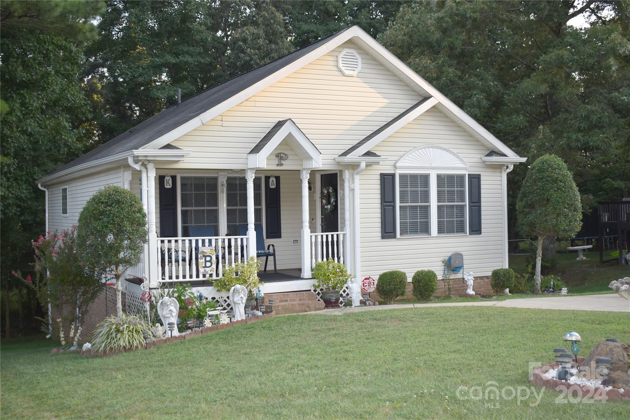 Idlewild Brook Ln, Charlotte, NC 28212
