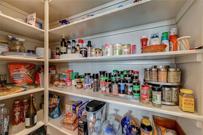 9940 Heather Moore Ave, House other with 3 bedrooms, 2 bathrooms and null parking in Las Vegas NV | Image 17