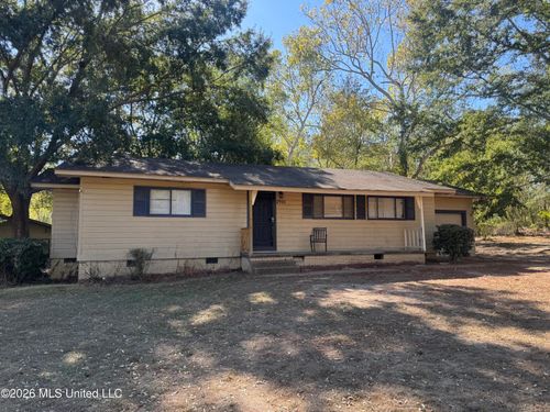 2905 Lakewood Dr, Jackson, MS, 39212-2633 | Card Image
