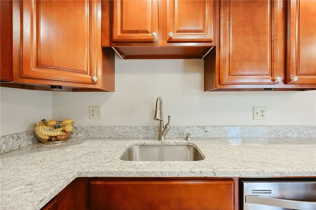 APT-53 - 2970 Mendon Rd, Condo with 2 bedrooms, 1 bathrooms and 2 parking in Cumberland RI | Image 6