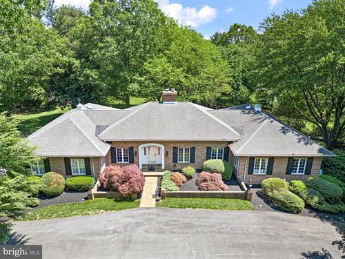 1 Ridge Run Rd, CHADDS FORD, PA, 19317-9358 | Card Image