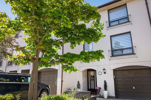 11-7077 Estoril Road, Mississauga, ON, L5N1N3 | Card Image