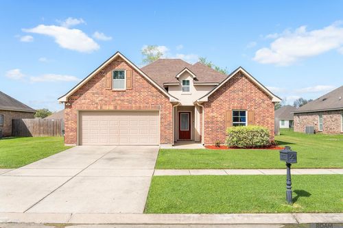 1303 S Sanctuary Ave, Gonzales, LA, 70737-4274 | Card Image