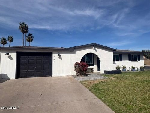 6904 W Rancho Dr, Glendale, AZ, 85303-4819 | Card Image