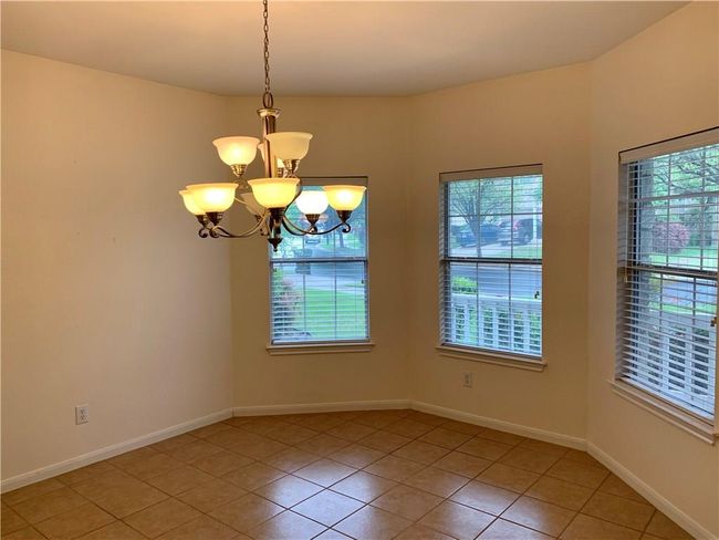 1118 Boxwood Loop, House other with 4 bedrooms, 2 bathrooms and 4 parking in Georgetown TX | Image 6