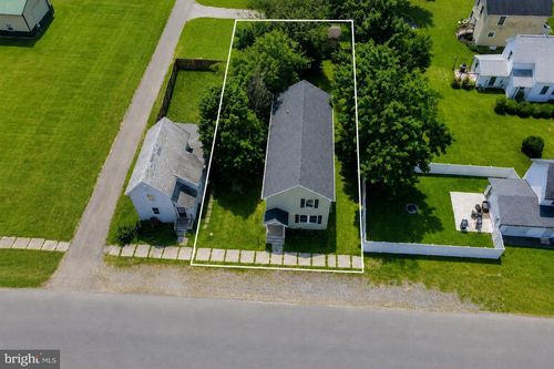 210 W 2nd St, RIDGELY, MD, 21660-2157 | Card Image