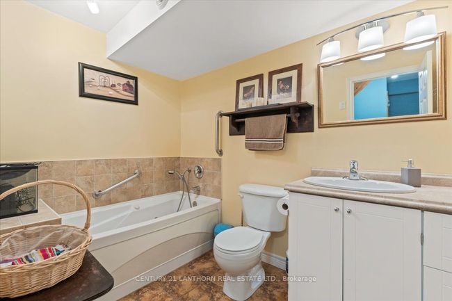 268 Henry St, House other with 3 bedrooms, 3 bathrooms and 4 parking in Stirling ON | Image 26