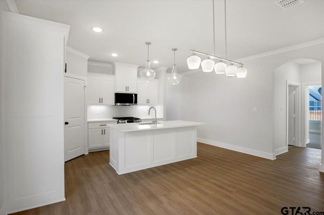 9256 Villas Ct, House other with 4 bedrooms, 2 bathrooms and null parking in Tyler TX | Image 8