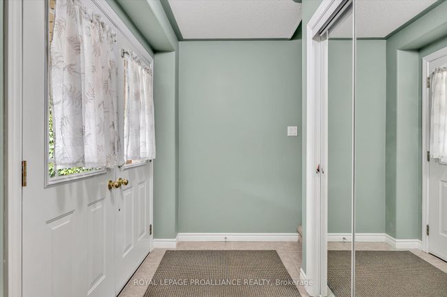 1771 Glenforest Blvd, House other with 3 bedrooms, 3 bathrooms and 4 parking in Peterborough ON | Image 4