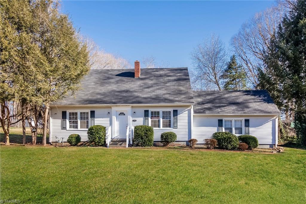 Eastwin Dr, Winston Salem, NC 27104