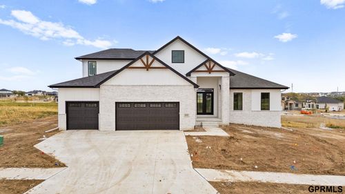 3645 S 219th Ave, Elkhorn, NE, 68022 | Card Image