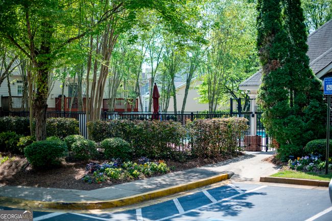 2135 Dillard Xing, Townhouse with 2 bedrooms, 3 bathrooms and null parking in Tucker GA | Image 44