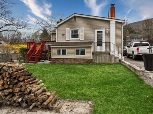 16 Lafayette St, Cornwall On Hudson, NY, 12520-1614 | Card Image