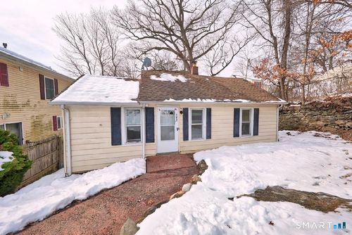 125 Robert St, Bridgeport, CT, 06606-3927 | Card Image