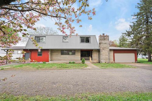 2326 S Businiess 31, Peru, IN, 46970 | Card Image