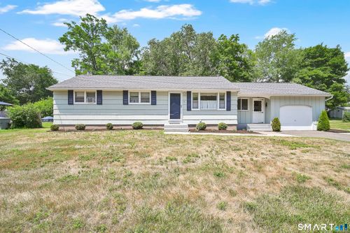 15 Bright St, Enfield, CT, 06082-5101 | Card Image