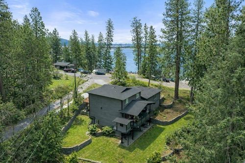 12808 N North Park St, NEWMAN LAKE, WA, 99025-7413 | Card Image