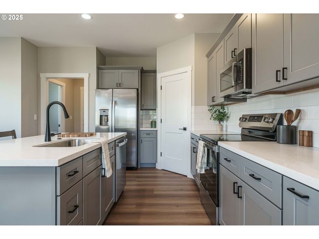 9 - 4007 Sw Myrtle Aly, House attached with 3 bedrooms, 3 bathrooms and 1 parking in Gresham OR | Image 10