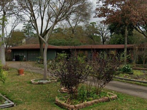 1046 Fisher St, Houston, TX, 77018-5214 | Card Image