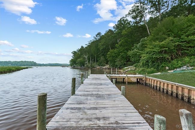 Fishing, crabbing sitting on the dock | Image 35