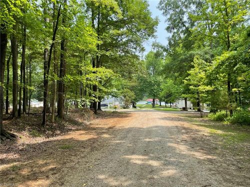 4 Kelly Brewer Rd, Leasburg, NC, 27291 | Card Image