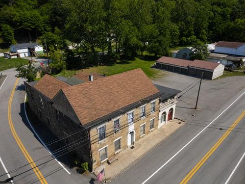 6743 National Rd, Triadelphia, WV, 26059-2142 | Card Image