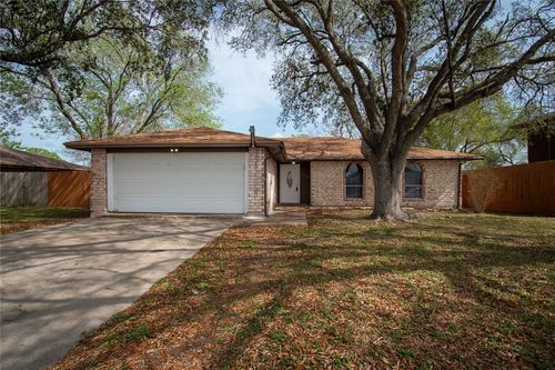 6218 Londonderry Dr, Corpus Christi, TX, 78415-3925 | Card Image