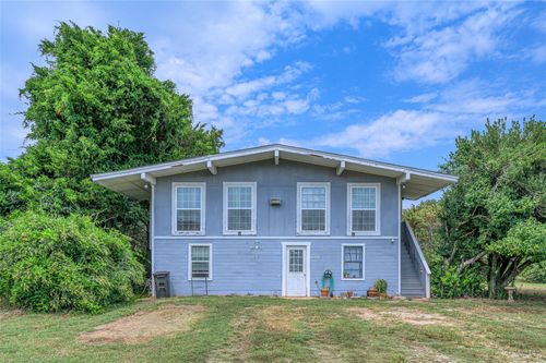 640 Rose Cir, Gordonville, TX, 76245-2352 | Card Image