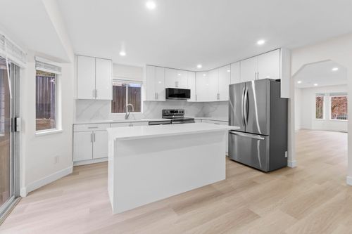 1252 Hudson St, Coquitlam, BC, V3B6P8 | Card Image