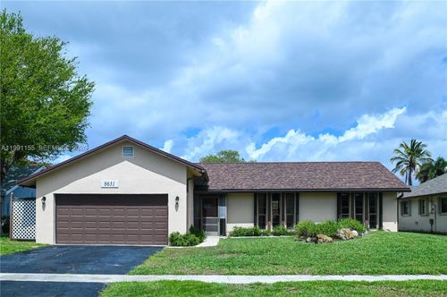 8631 Nw 48th St, Lauderhill, FL, 33351-5444 | Card Image