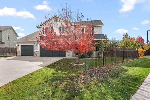 37 E Ensenada Dr, Meridian, ID, 83646-6713 | Card Image