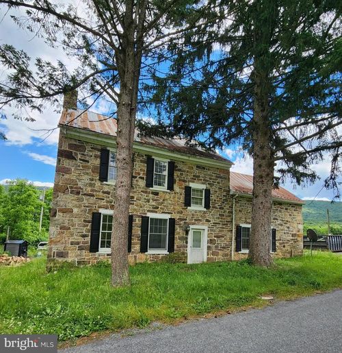 13938 Creek Rd, WILLOW HILL, PA, 17271-9726 | Card Image