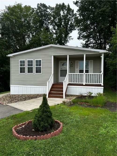 711 Slate Ave, Cranberry Twp, PA, 16066-7219 | Card Image