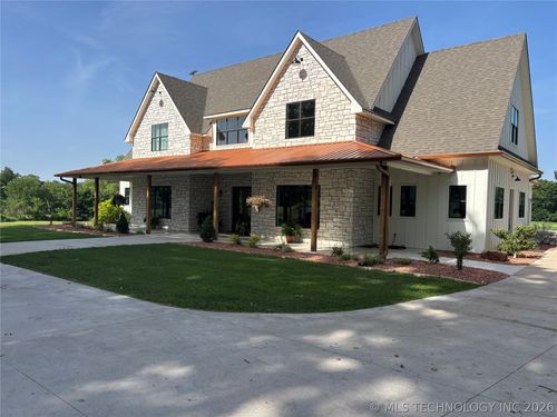 21670 County Road 3 Dr, Stonewall, OK, 74871-2012 | Card Image