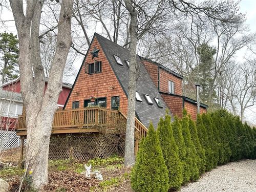 27 Ricks Rd, Charlestown, RI, 02813-2844 | Card Image