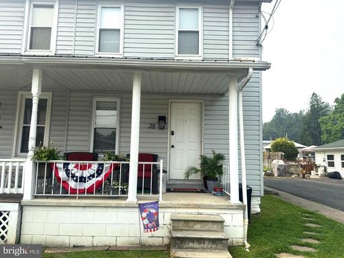 38 Maclay St, MILROY, PA, 17063-8528 | Card Image