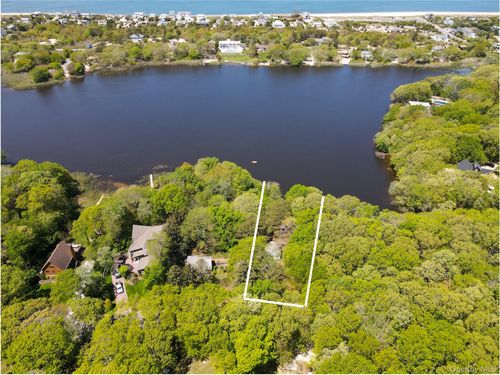 8515 Soundview Ave, Southold, NY, 11971-2739 | Card Image