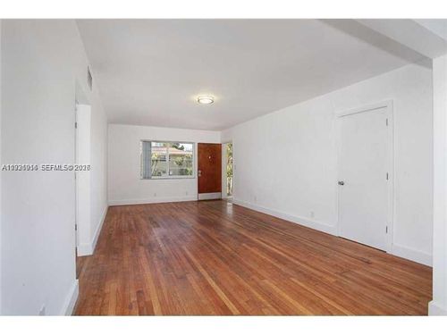 apt-4-1125 9th St, Miami Beach, FL, 33139-5627 | Card Image