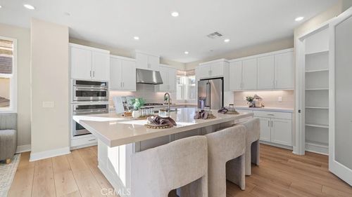 27387 Fox Den Place, Valencia, CA, 91381 | Card Image