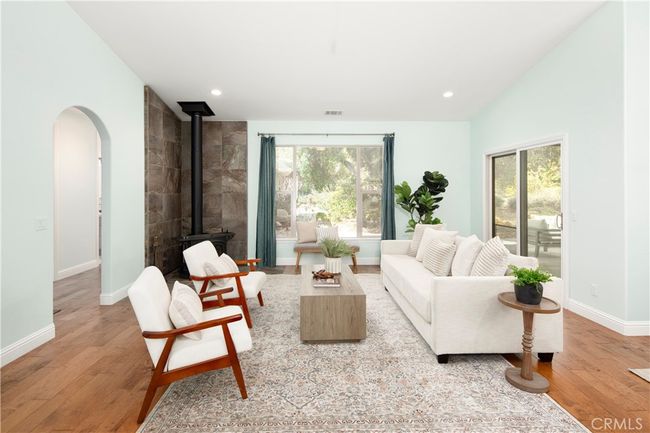 Spacious living room with vaulted ceilings | Image 9