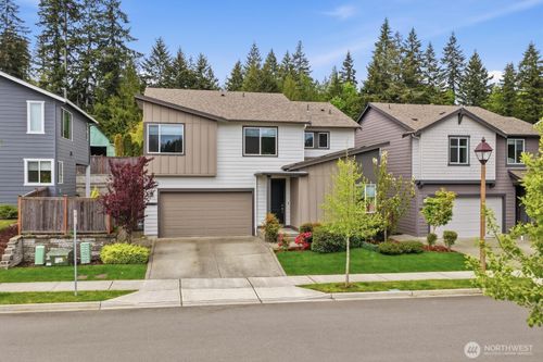 2466 Ne Athlon Ct, Poulsbo, WA, 98370-8015 | Card Image