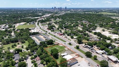 3510 E Lancaster Ave, Fort Worth, TX, 76103-2555 | Card Image