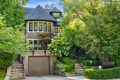 90 Forest Hill Rd, House other with 6 bedrooms, 5 bathrooms and 4 parking in Toronto ON | Image 1