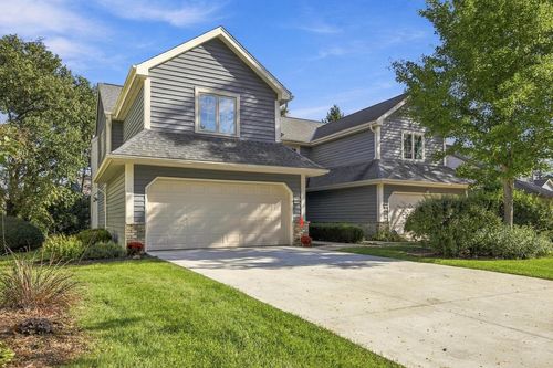 7534 W Tuckaway Creek Drive, Franklin, WI, 53132 | Card Image