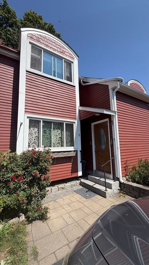 5-5 Chase Ln, Lynn, MA, 01902-3266 | Card Image