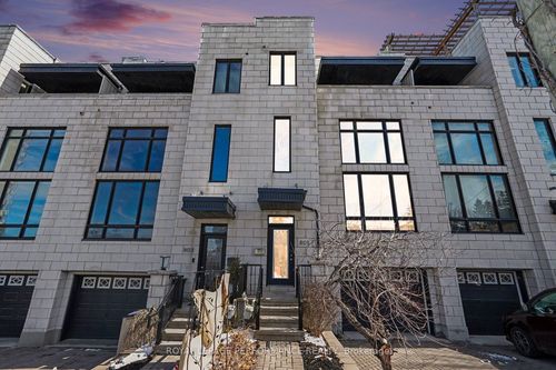805 Kingsmere Ave, Ottawa, ON, K2A3J8 | Card Image